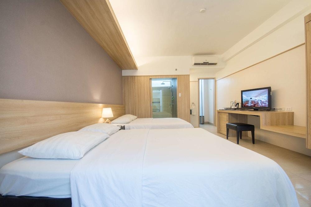 Resort The Tides Boracay 4*