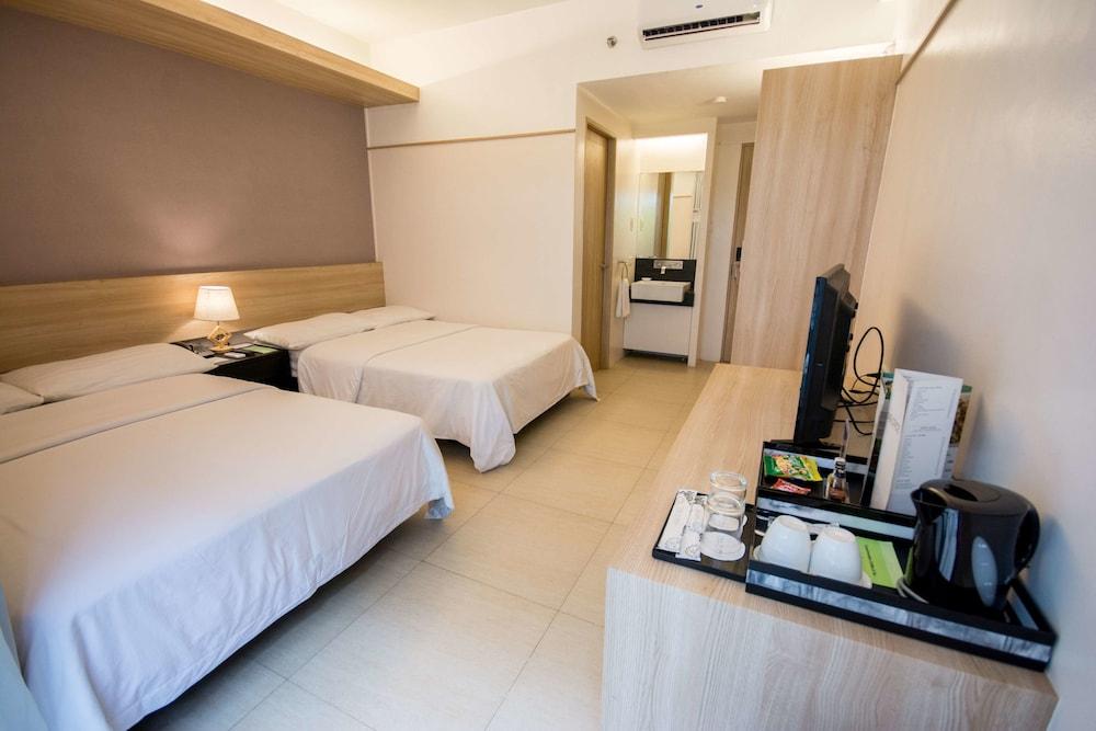 Resort The Tides Boracay Balabag (Boracay)